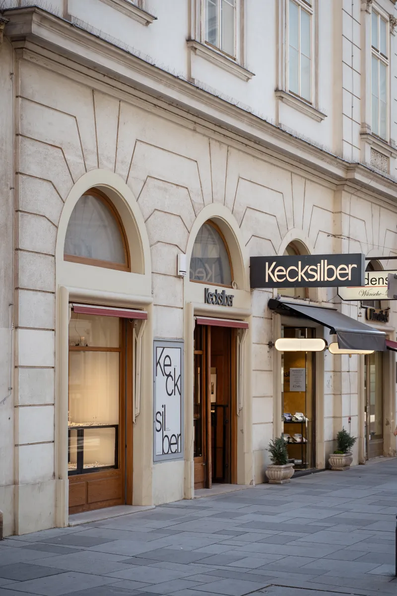 Fassade mit Ladenschild Kecksilber am Stephansplatz